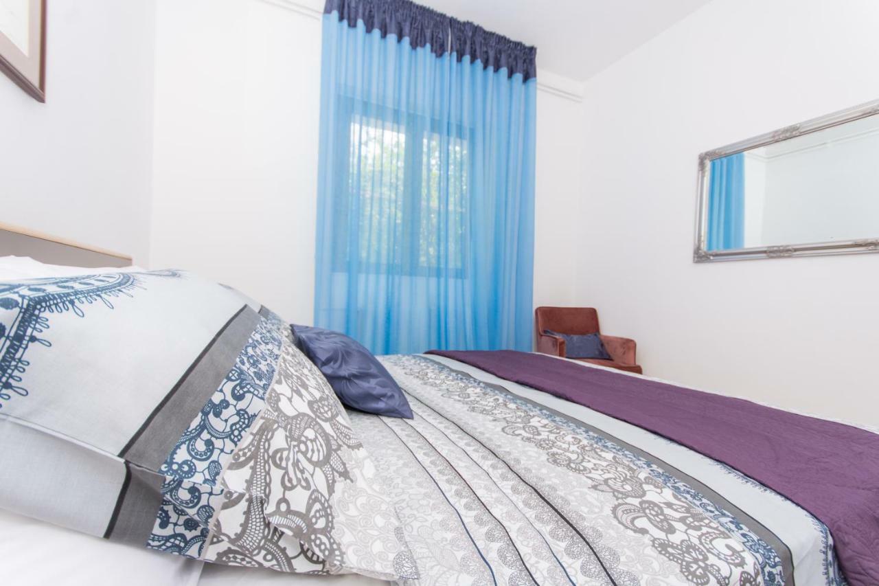 Holiday Home Ruzmarin Trogir Eksteriør bilde