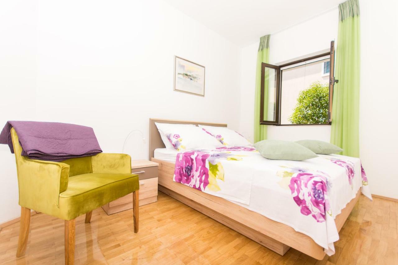 Holiday Home Ruzmarin Trogir Eksteriør bilde